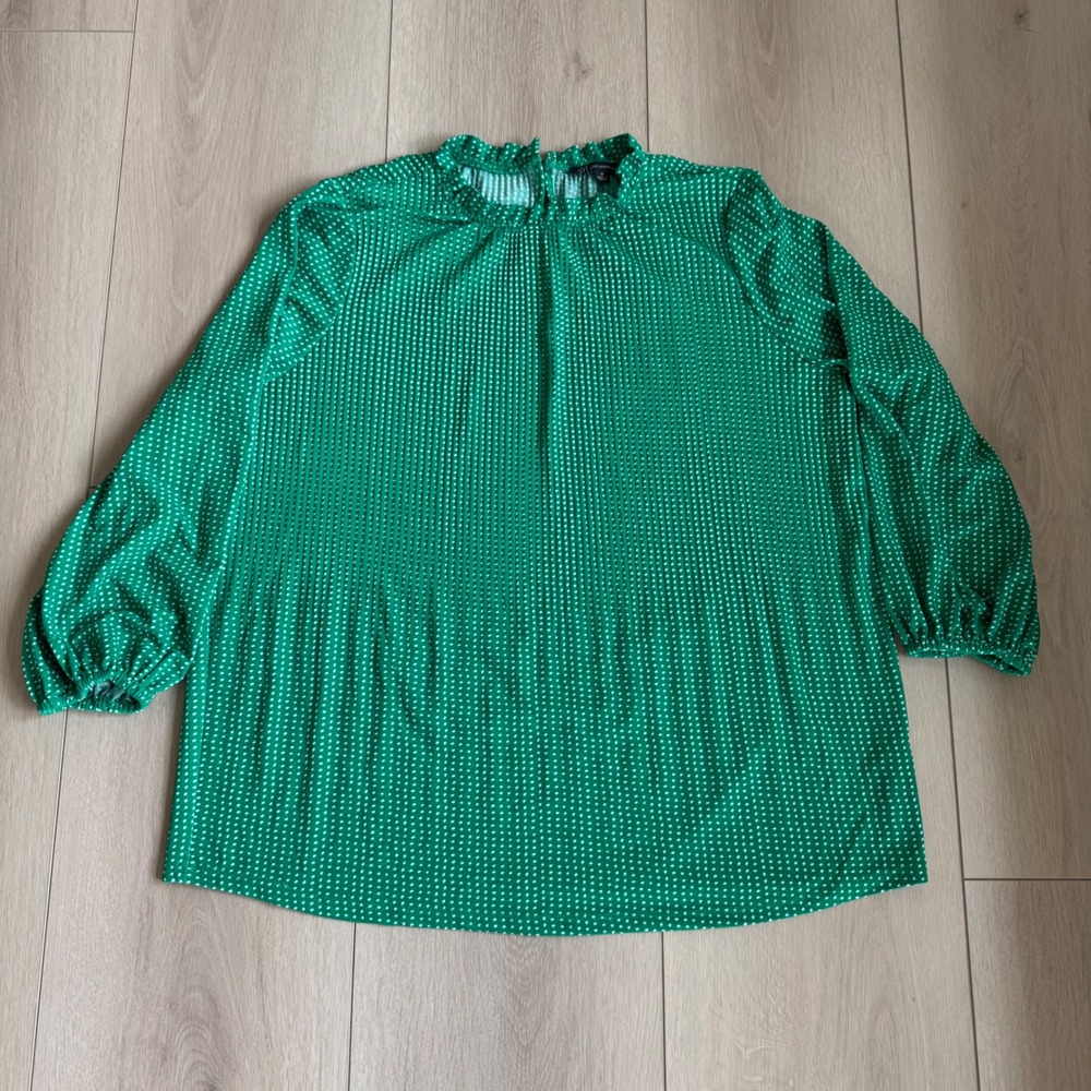 Adrianna Papell Green Polka Dot Ruffle Neck Long Sleeve Blouse Top‎ M - Picture 2 of 9